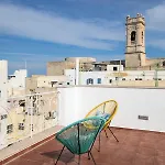 Chic, Stylish Traditional Townhouse With Terrace - Holiday home *