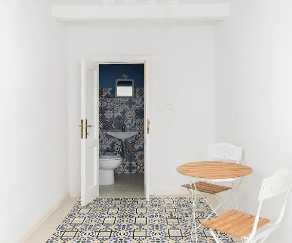 Chic, Stylish Traditional Townhouse With Terrace - * San Pawl il-Baħar